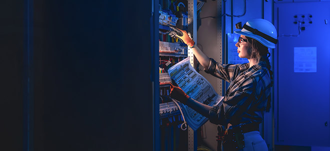 Engineers-for-Your-Power-Quality-Control-1