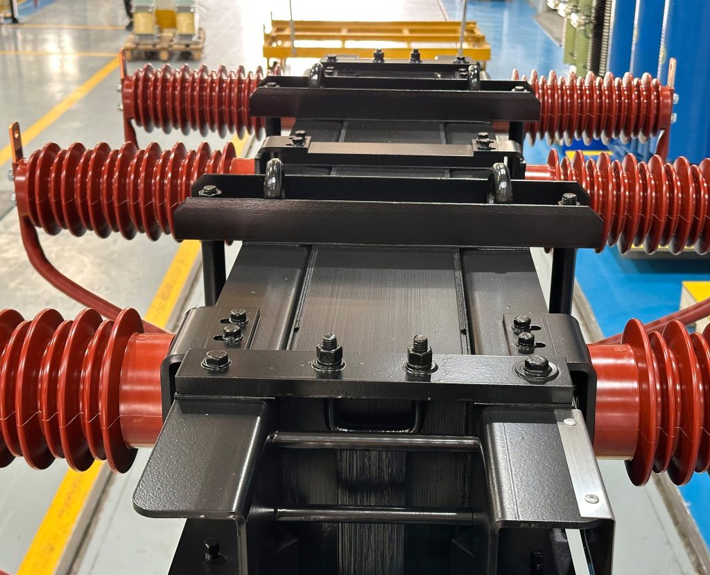 ltecpower-filter-reactor-high-voltage-terminal-structure-2.jpg